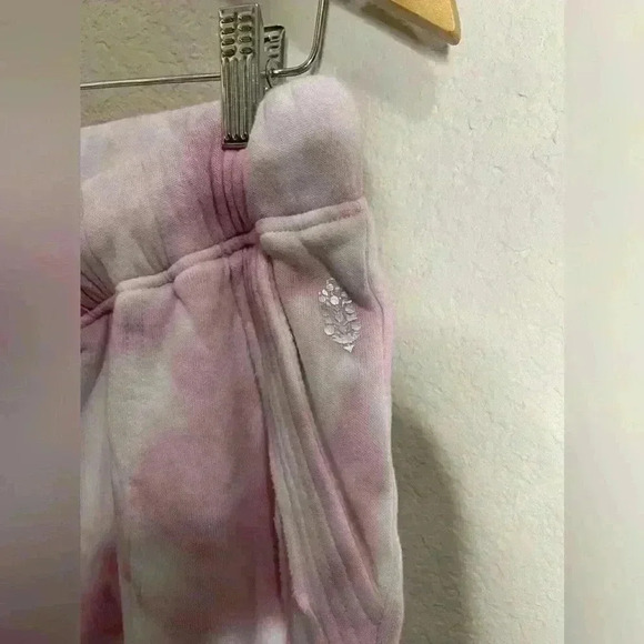 Free People FP Movement Tie-Dye Work It Out Joggers NWT Size Medium - Picture 7 of 7